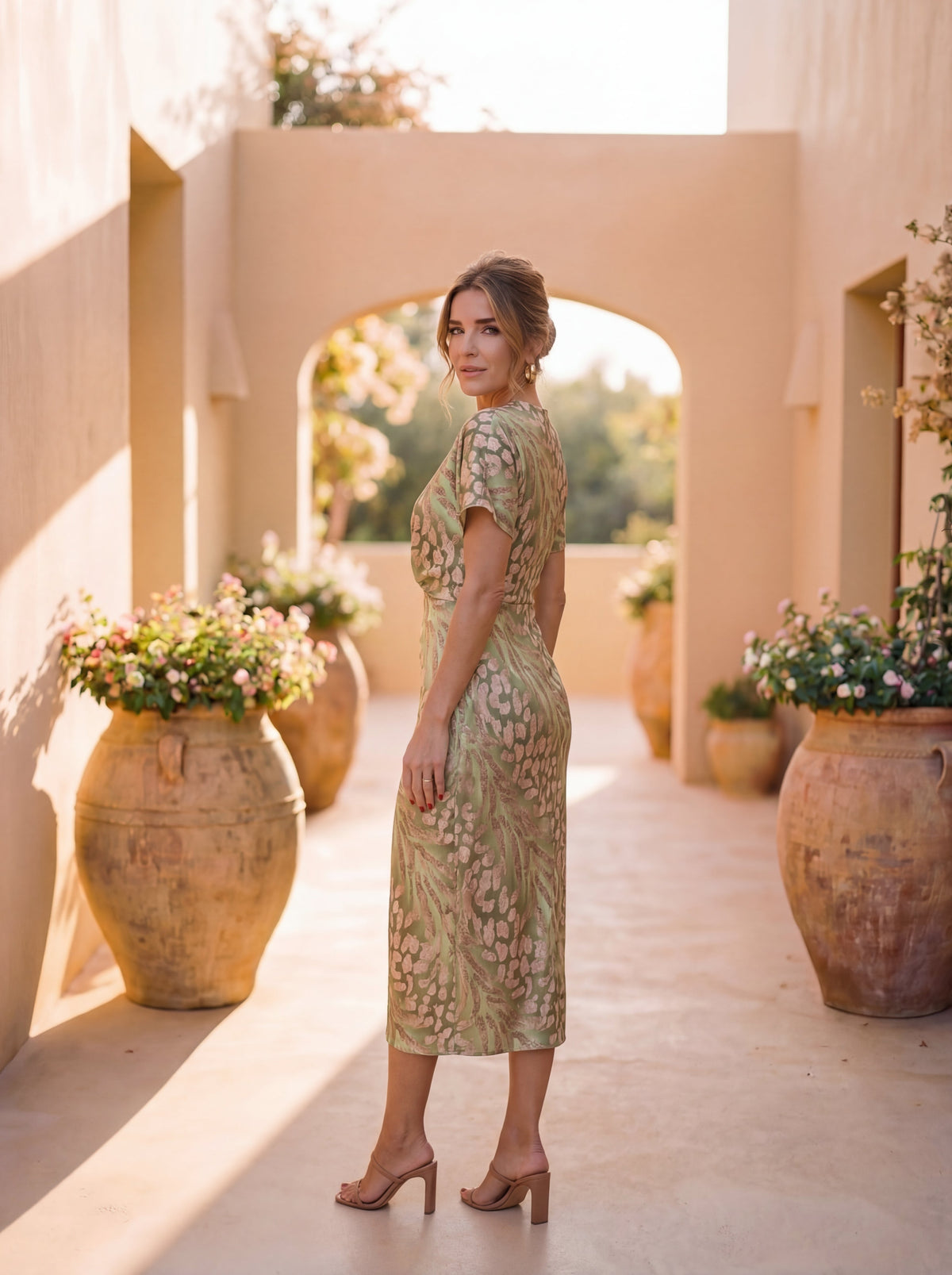 Antonella | Elegante vestido de tejido ligero y fluido